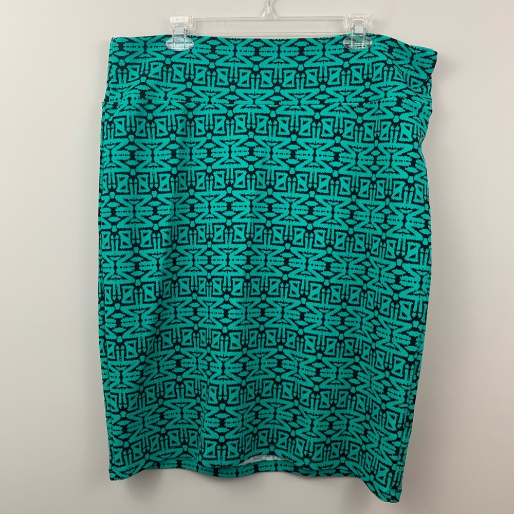 LulaRoe Cassie skirt- green black print